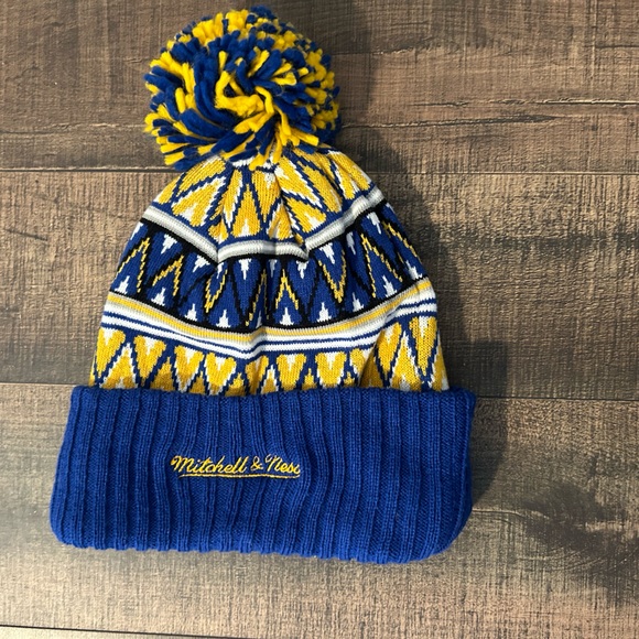Warriors Mitchell & Ness Beanie - Picture 3 of 6